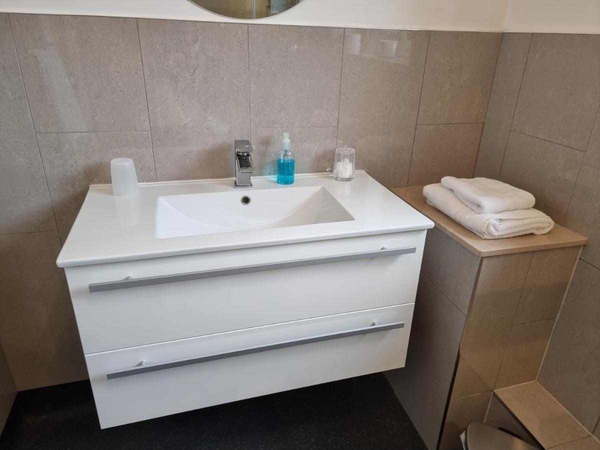 Denham Guest House Esterno foto