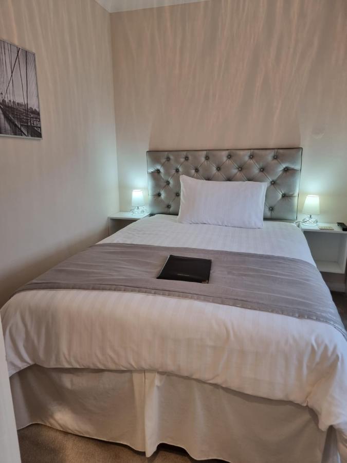 Denham Guest House Esterno foto