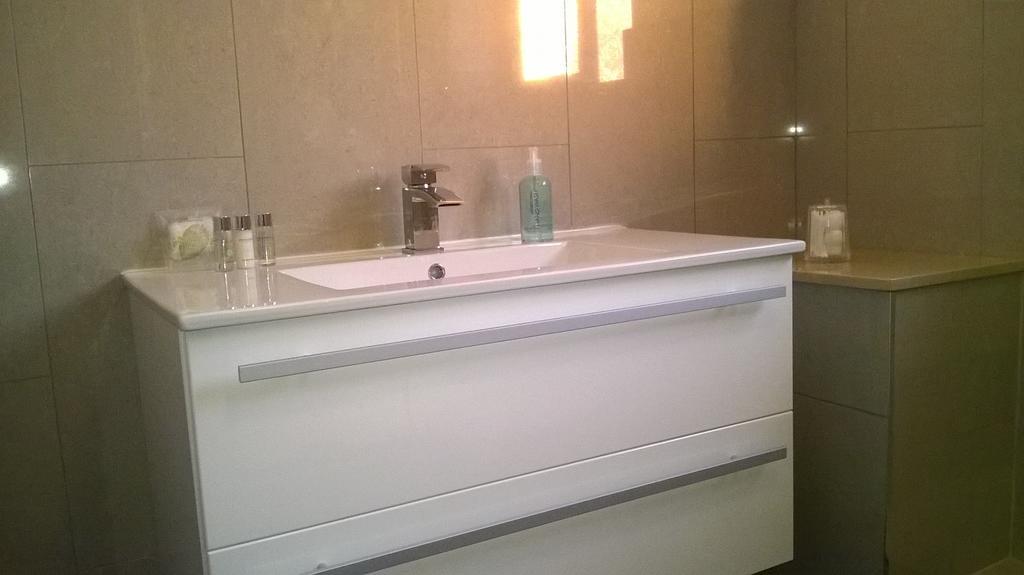 Denham Guest House Esterno foto